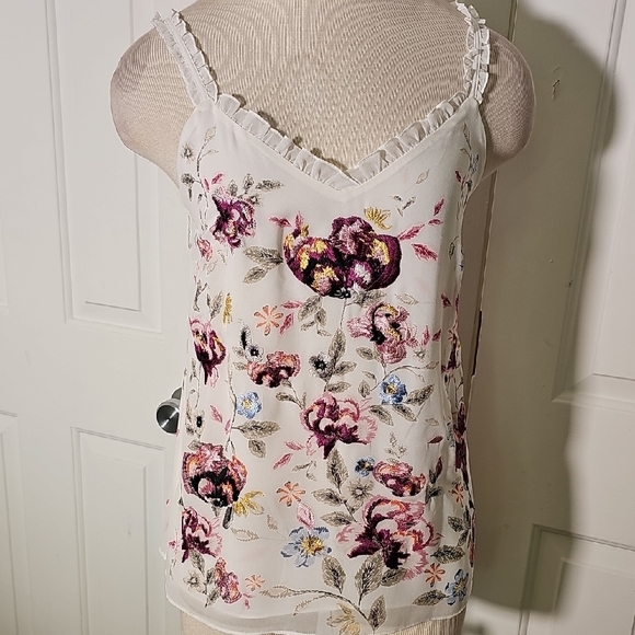 White House Black Market Pink. PurpleWhite Camisole  Blouse. XS. Lovely - Picture 1 of 12
